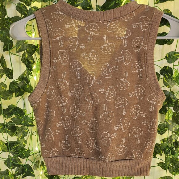 Brown Mushroom vest - Picture 2 of 2